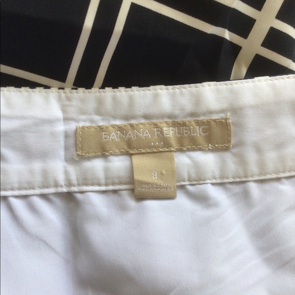 BANANA REPUBLIC BLACK AND WHITE FLARED SKIRT SIZE 8 - Picture 6 of 9